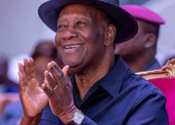 Alassane Ouattara : le président contesté mais toujours dominant