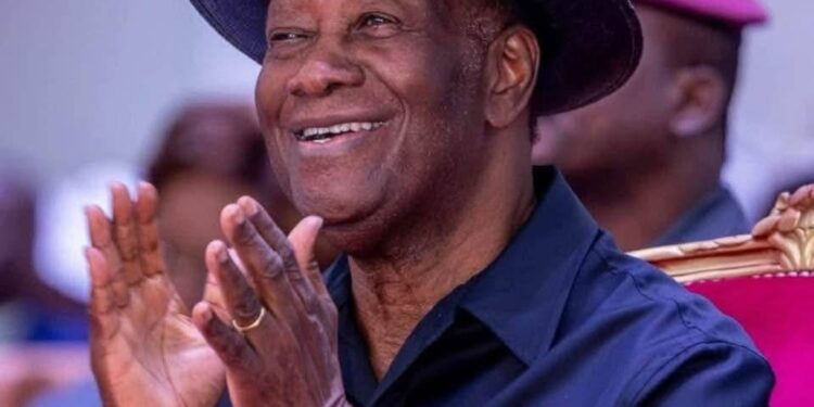 Alassane Ouattara : le président contesté mais toujours dominant