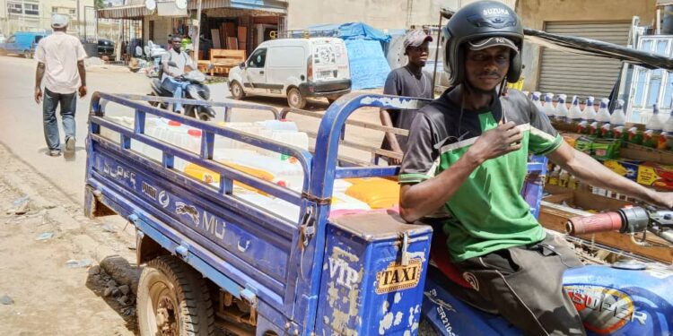 Fin de course pour les « pousse-pousse »: l’inquiétude des ressortissants guinéens de Dakar ! (Reportage)