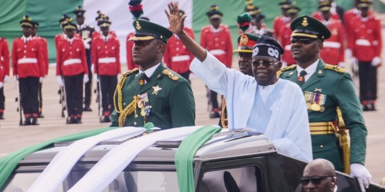 Nigéria : grand chamboulement dans la hiérarchie militaire