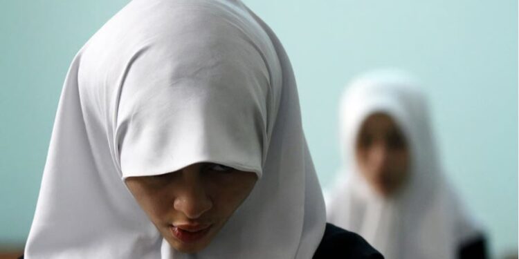 Mali : le JNIM lève un blocus et impose le hijab