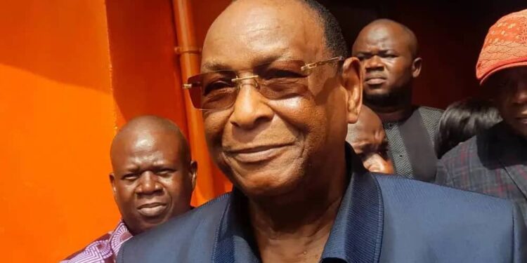 Guinée : Lansana Kouyaté candidat à la présidentielle