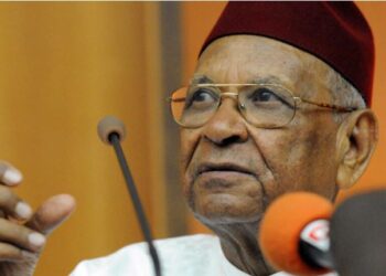 Sénégal : la vie et l’œuvre du Pr Amadou-Makhtar Mbow bientôt intégrées dans les programmes scolaires