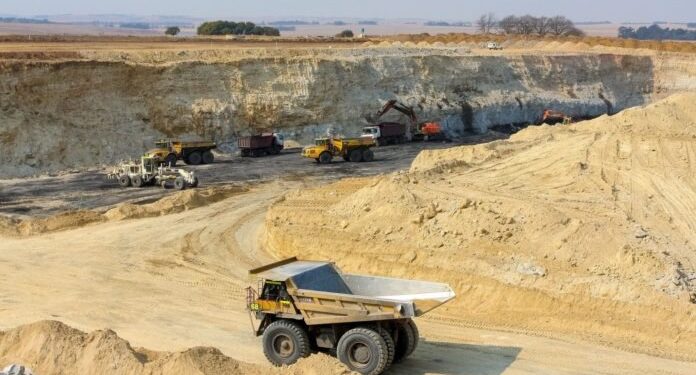 Ressources minières : le Sénégal ouvre le registre des bénéficiaires