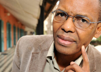 Doumbouya, « nouveau Bokassa » ! L’ironie cinglante de Tierno Monénembo