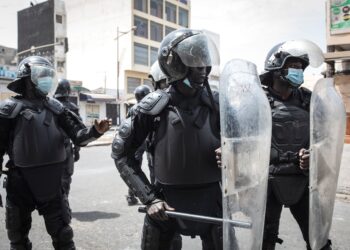 Dakar : Gaz Lacrymogènes contre le « Niakhtou national »