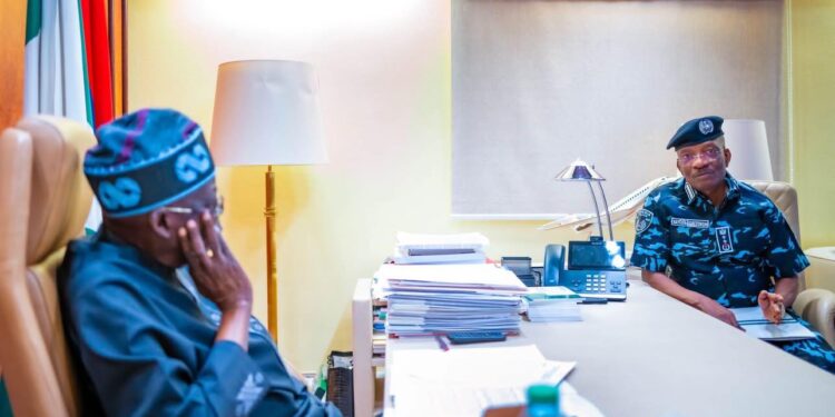 Nigeria : Tinubu décrète l’état d’urgence sécuritaire après une vague d’enlèvements