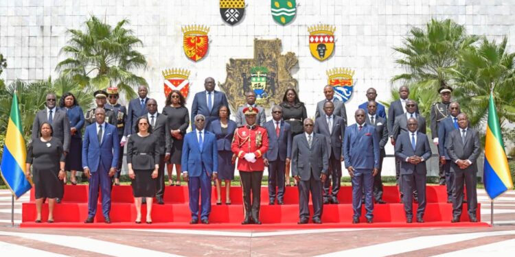 Gabon : des ministres élus députés devront démissionner avant de siéger