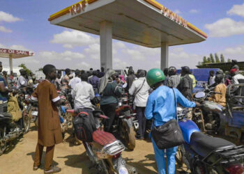 Mali : Le Jnim durcit le ton sur le blocus du carburant et multiplie les menaces