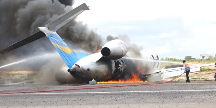 RDC : L’avion du ministre des Mines s’écrase à Kolwezi, les passagers évacués juste avant l’incendie