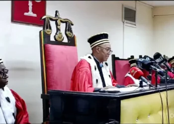 Guinée : la Cour suprême installe le collège multidisciplinaire des médecins pour la certification des candidatures