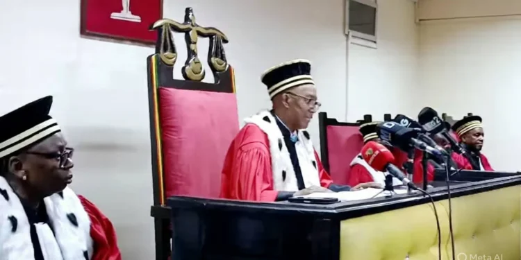 Guinée : la Cour suprême installe le collège multidisciplinaire des médecins pour la certification des candidatures