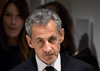 Dernière minute : Sarkozy libre après 20 jours derrière les barreaux