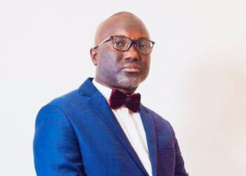 Guinée : Mohamed Nabé investi candidat de l’ARP pour la présidentielle du 28 décembre