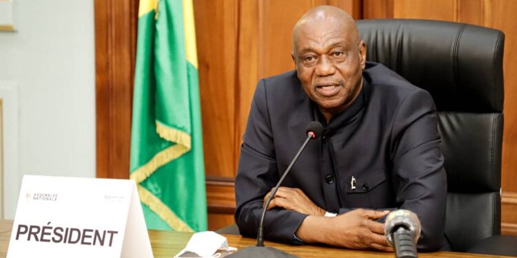 Revirement à Conakry : Amadou Damaro Camara rattrapé à la dernière minute à l’aéroport !