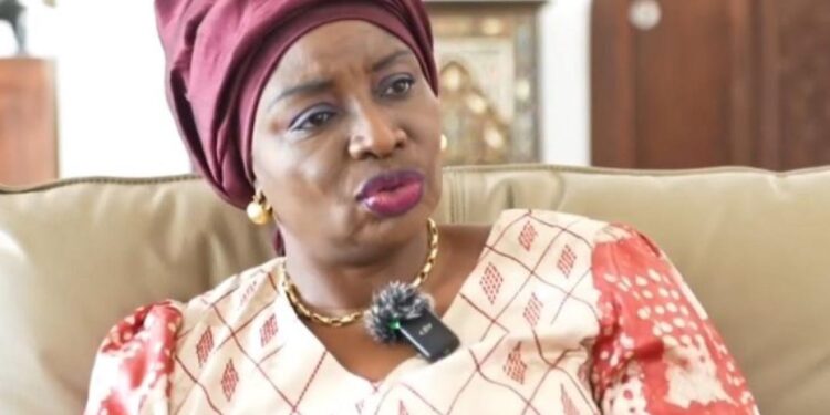 Pastef contre Mimi Touré : la tension monte au sommet de l’État !