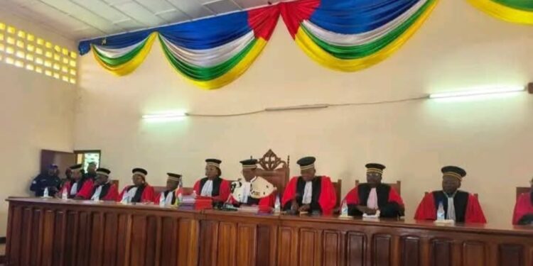 Centrafrique : sept candidatures validées pour la présidentielle, dont celle de l’opposant Dologuélé