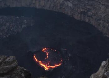 Ethiopie: un volcan entre en éruption, une première depuis environ 12.000 ans