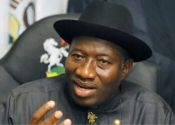 Guinée-Bissau : Goodluck Jonathan dénonce un « coup d’État cérémoniel » et rejette la version d’Émbaló