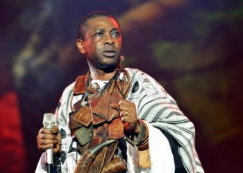 Musique : Youssou Ndour, l’icône sénégalaise nominée aux Grammys 2025 !