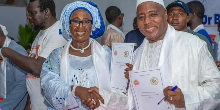 Présidentielle Guinée : le NFD se retire pour soutenir Doumbouya