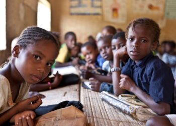 Reprise timide et menacée : au Mali, le JNIM maintient la pression sur les écoles