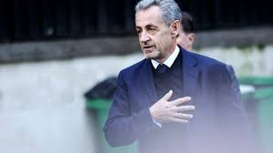 France : le parquet ouvre la voie à la libération de Sarkozy