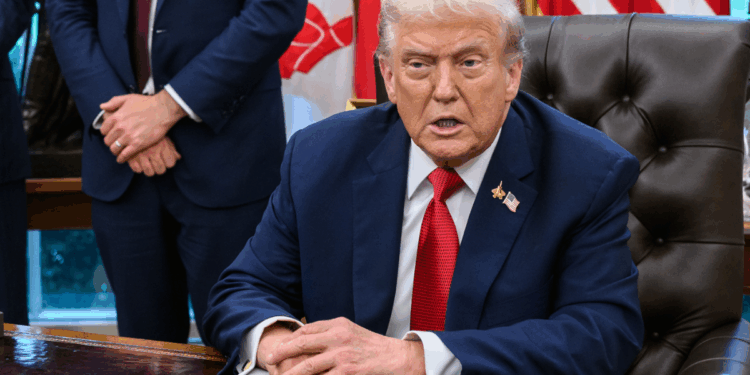 Trump avertit Abuja : « coupez les violences ou nous suspendons l’aide »