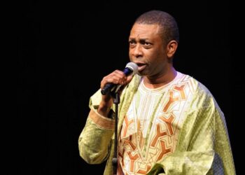 Youssou Ndour décroche une nomination aux Grammy Awards avec « Éclairer le monde »