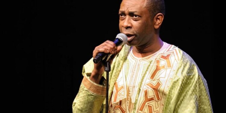 Youssou Ndour décroche une nomination aux Grammy Awards avec « Éclairer le monde »