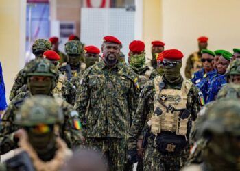 Guinée : Mamadi Doumbouya réorganise les commandements militaires et les administrations régionales