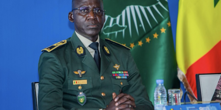 Changement historique au Sénégal : Un Officier de Marine prend la tête du Commandement des Armées !