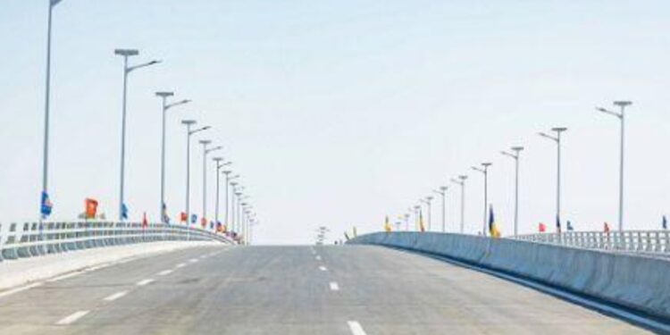 Tchad : le « pont de la Refondation » sur le fleuve Chari inauguré