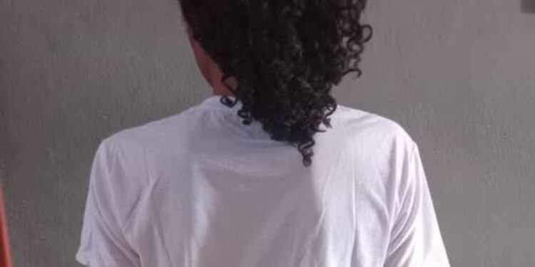 Crise Domestique : Une Employée Vole 3 Millions à sa Patronne pour Offrir un « Cadeau » à son Amant