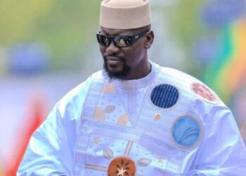 Mamadi Doumbouya : du treillis à la candidature à la présidentielle guinéenne (portrait)