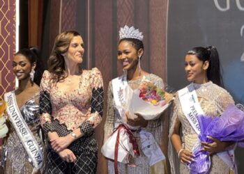 Matôma Condé, l’élégance couronnée reine de Miss Guinée 2025