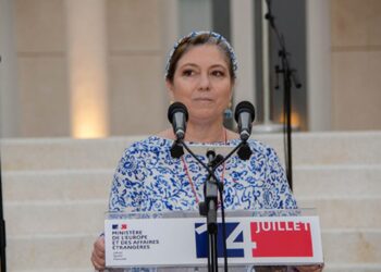 Extradition de Madiambal Diagne : l’ambassadrice de France au Sénégal insiste sur l’indépendance de la justice et écarte tout blocage diplomatique