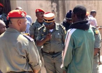 Cameroun – Drame familial à Ngaoundéré : sous l’emprise de la drogue, un homme tue sa mère de 38 coups de couteau