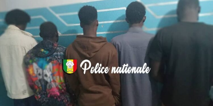 Thiès : cinq homosexuels dont un séropositif arrêtés pour acte contre nature