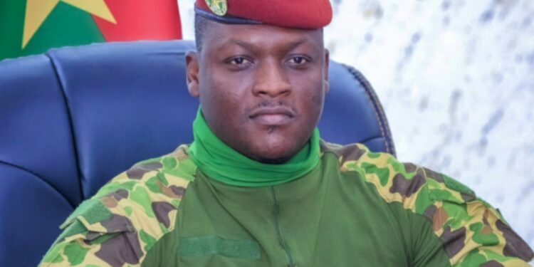 Sommet de Bamako : flou total autour de l&rsquo;absence d&rsquo;Ibrahim Traoré à la cérémonie d’ouverture