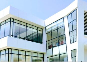 Marché des ordinateurs à l’UNCHK : bras de fer entre le ministère et la DCMP