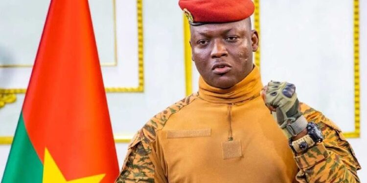 Confédération de l&rsquo;AES : Le capitaine Ibrahim Traoré prend les commandes !
