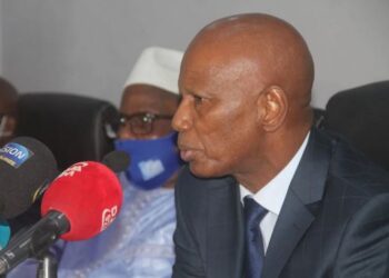 Guinée : la HAC suspend un journaliste de Parlement TV pour manquement à la neutralité
