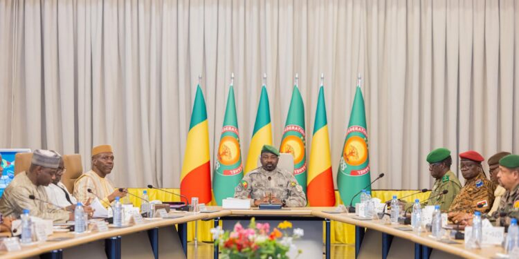 Confédération AES : « Le terrorisme économique et médiatique ne nous arrêtera pas ! » Assimi Goita