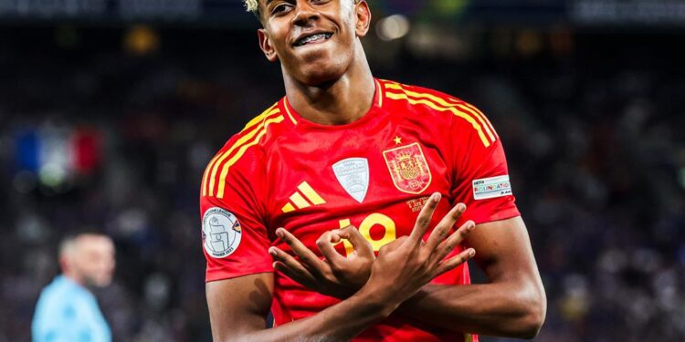 Lamine Yamal : « l’idée de jouer pour le Maroc me trottait dans la tête »