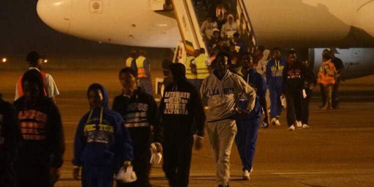 Retour Volontaire Assisté : 200 Guinéens migrants en détresse regagnent Conakry !