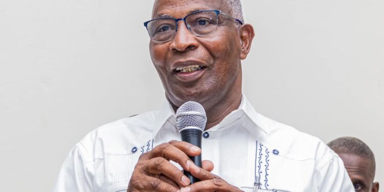 Nomination Premier ministre : Doumbouya tranche, Bah Oury reste aux commandes ( Décret présidentiel)