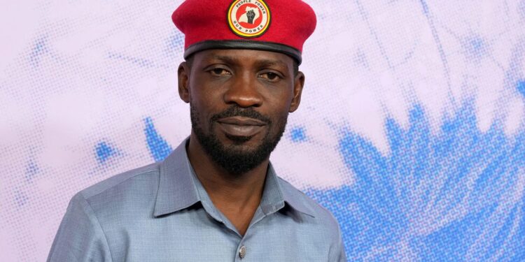 Des platines au palais : Bobi wine, le chant de la résistance ! ( Portrait )
