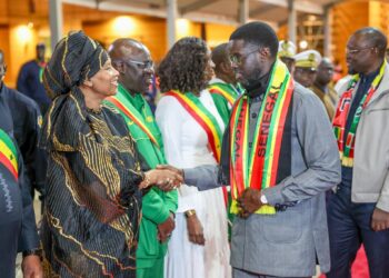 Sacre des Lions : le Palais de la République brise le mur entre pouvoir et opposition