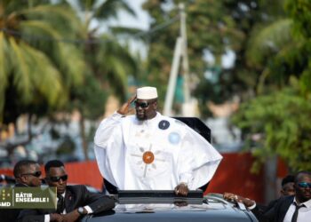 Guinée : Les États-Unis et plusieurs dirigeants internationaux félicitent Mamadi Doumbouya pour son élection